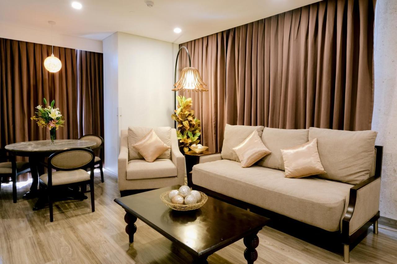 Goldberry Suites And Hotel Cebu Екстер'єр фото
