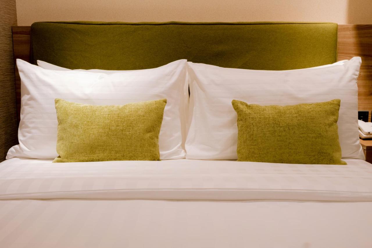 Goldberry Suites And Hotel Cebu Екстер'єр фото