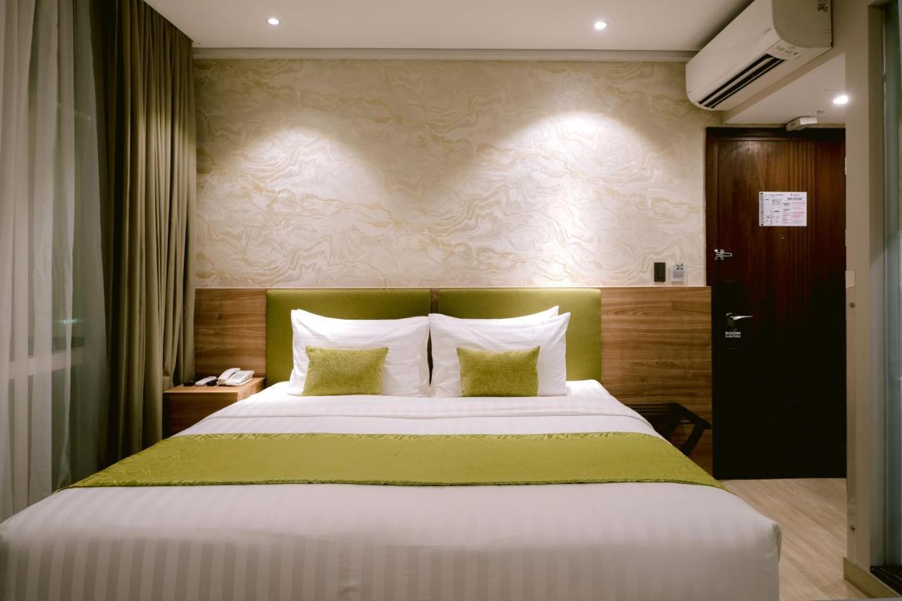 Goldberry Suites And Hotel Cebu Екстер'єр фото