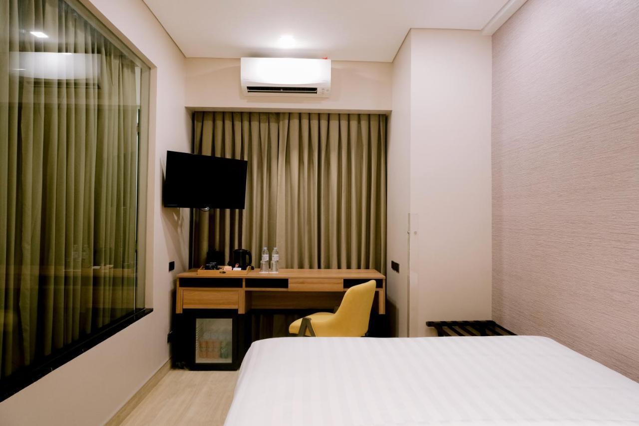 Goldberry Suites And Hotel Cebu Екстер'єр фото